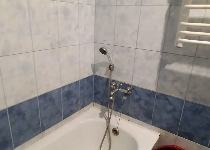 Cozy In The Center Of * リヴィウ